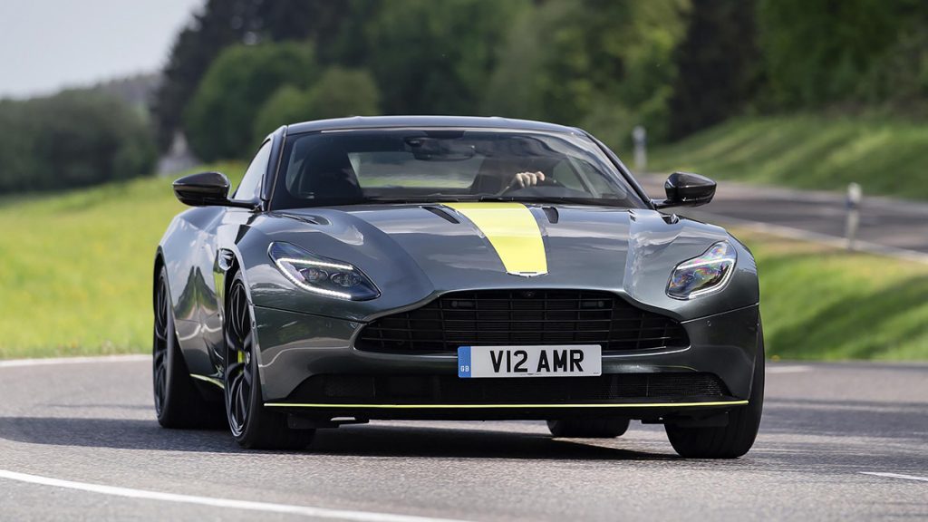 Aston Martin Mempersembahkan Vantage Versi AMR